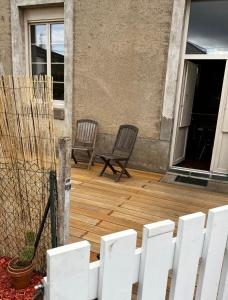 Appartements Studio vintage au calme terrasse privee quartier central proche chateau : photos des chambres