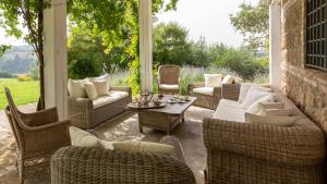 Tenuta Colle Sala - Country House & Suite "The Villa"