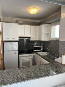 COSTA DAURADA APARTAMENTS CENTER