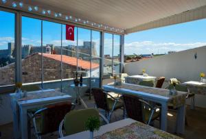 Bozcaada e2 Deniz Otel