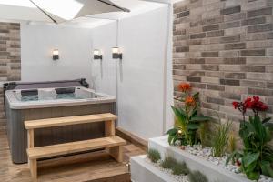 City and Sand Suites