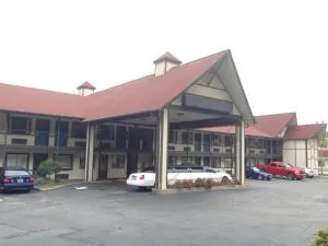 Amerivu Inn & Suites - Helen - Downtown - 布莱尔斯维尔