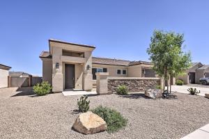 Idyllic Kingman Retreat with Yard - Near Hiking