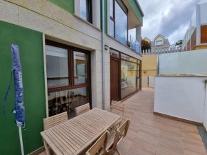 Foz Playa Rapadoira - Bajos con terraza