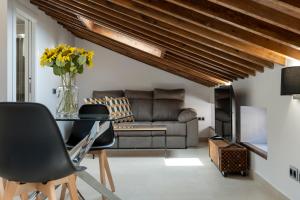 INMálaga Penthouse Santos Suites