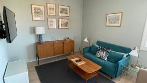 Appartements Vue sur rade appartement elegant vaste climatise etage eleve ascenseur proche parking et toutes commodites au coeur du Toulon historique : photos des chambres