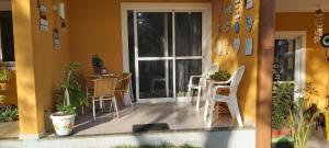 Village em Condomínio c piscina e acesso a praia