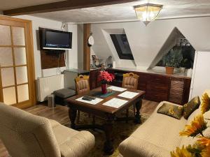 Cozy, quiet apartment in a privat house+parking