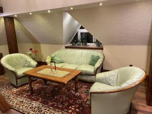 Cozy, quiet apartment in a privat house+parking