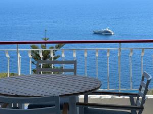 Appartements MyBlueVista LUXURY PANORAMIC SEA VIEW APARTMENTS CAP D AIL NEAR MONACO : photos des chambres