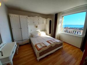 Guest House Rona - Free Parking and Sea View