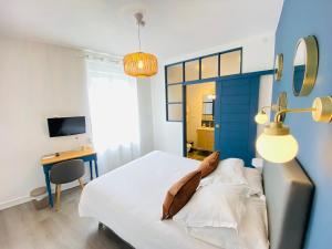 Hotels Hotel Saint-Michel : photos des chambres