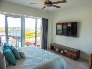 BEAUTIFUL OCEAN VIEW CONDO, 3BR 3.5 BT
