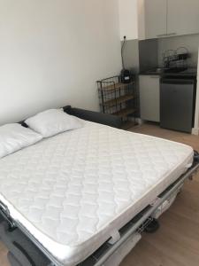 Studio 2 adultes 2 enfants Sanary sur Mer à 800m de la mer