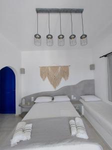 Anemelia Hotel Adamas