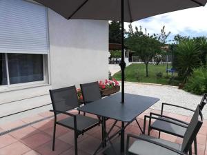 Maisons de vacances Gite Soleil Pugetvilla : photos des chambres