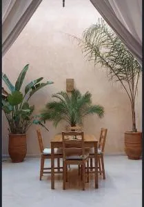 Riad L'Aéroport - Hbl Hmid