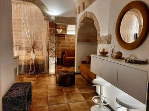 Gold White Exclusive House