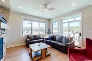 Modern Mountain Getaway - 冬季公园