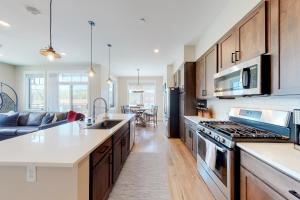 Modern Mountain Getaway