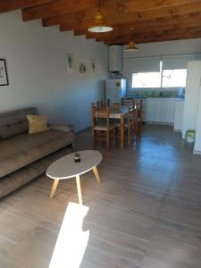 Duplex familiar con pileta en zona parque