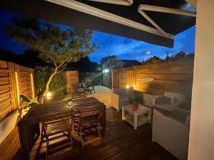 Le Chai de l'Océan - Studio Avec jardin et terrasse - plage 300 m - LʼAmélie