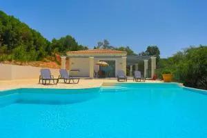 Brand New Villa Loki with Large infinity pool WiFi and Sea Views - Agnítsini