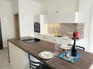 Appartements Apartment in excellent location, direct access to the beach, Plonevez-Porzay : photos des chambres