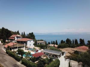 Cheerful apartment in Mpenitses with balcony