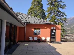 Duplex 6 pers. dans Résidence avec Piscine et Sauna à Jausiers - FR-1-165B-8