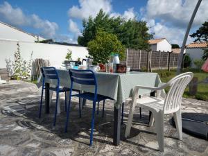 Maisons de vacances Maison Noirmoutier-en-l'Ile, 4 pieces, 6 personnes - FR-1-224B-172 : photos des chambres
