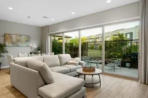 Pinnacle Paradise - Currys Corner