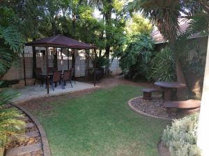 Inviting 3-Bed House in Kempton Park