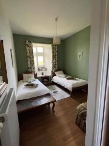 B&B / Chambres d'hotes La Fiere Bridge Guest House : Chambre Double ou Lits Jumeaux