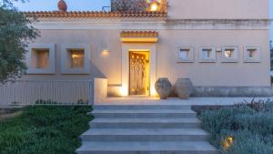 VILLA PASSO DEGLI AIRONI 12, Emma Villas