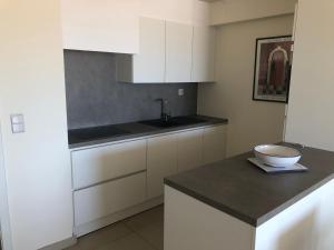 Renovated Studio with Amazing Seaview T61