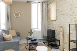 Appartements LE LUCIEN Eco-Appart'Hotel - Angouleme - Centre - Wifi - Parking prive - Classe 4 etoiles : photos des chambres