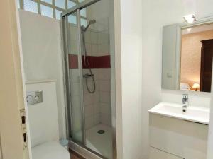 Appartements Appartement cosy avec balcon, proche thermes et telecabine, Cauterets - FR-1-234-135 : photos des chambres