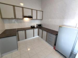 Good2Stay Apartment 6-8pax l 3R2B l 2 Parking l Coway Water l Unifi I Swimming Pool