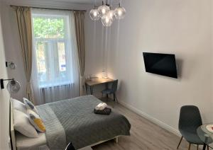 Iris apartment on Popovich