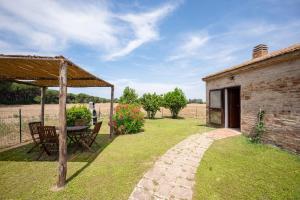 One-Bedroom Cottage (2 Adults) - Separate Building