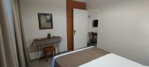 Alexandras Glifa Apartments