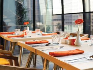 HARRIS Suites fx Sudirman