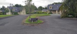 Three-Bedroom House room in Dunkerron Woods Holiday Homes