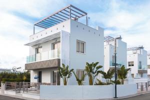 Villa Katherine - Nissi Beach ..