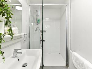 Pass the Keys Perfectly located stylish 2 bed home with Parking