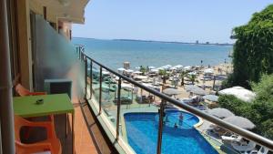 Beachfront Apartments by Martys