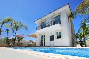 Villa Blue Oasis - 4hvězdičkové hotely ve městě Protaras