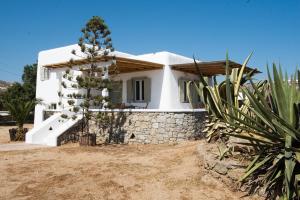 Villa Abella Paraga Mykonos, Traditional with amazing sea view, up to 6 people