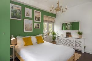 Standard King Room room in Limestone Hotel